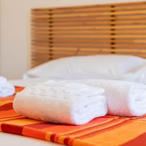  Appartamento Guest Planet - Grazioso Bilocale Bande Nere M1 Italia